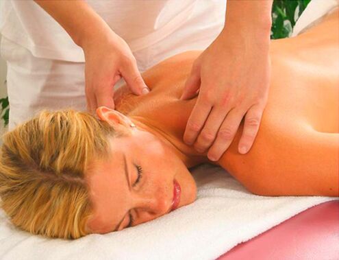 Therapeutic massage against neck osteochondrosis